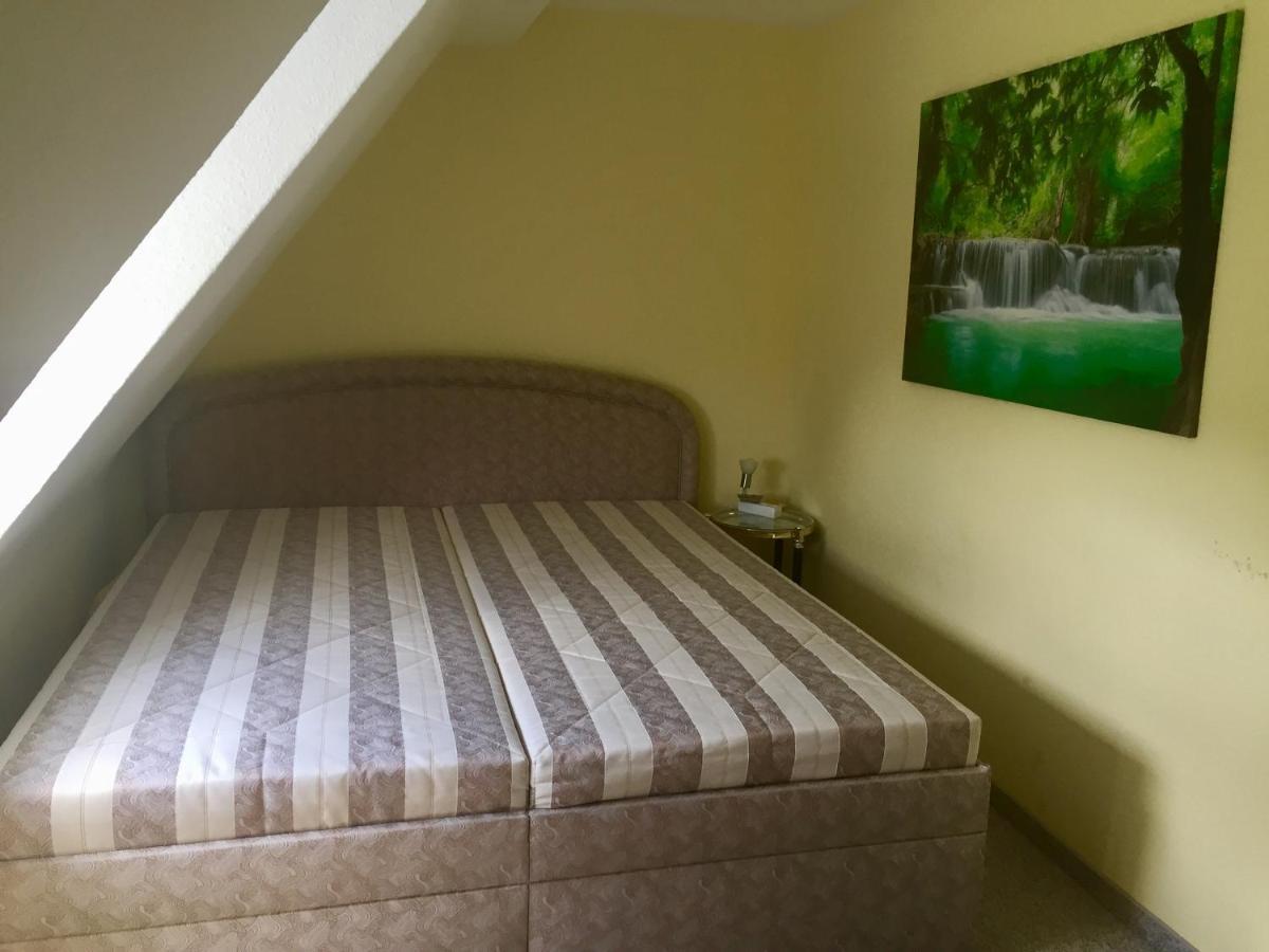 Ferienhaus Am Rennsteig 伦斯泰格地区施米德费尔德 外观 照片